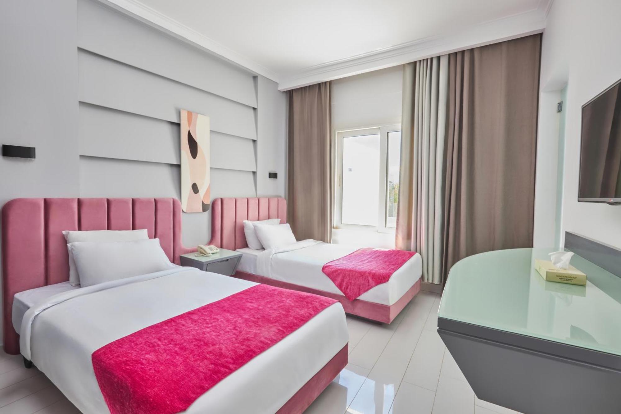 Golden Palace Marina Hotel 엘 알라메인 외부 사진